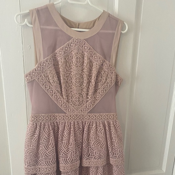 BCBG purple lace dress. - Picture 2 of 3